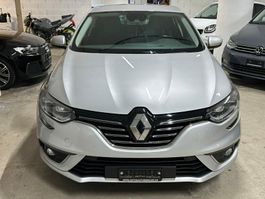 RENAULT Mégane 1.2 16V Turbo Bose