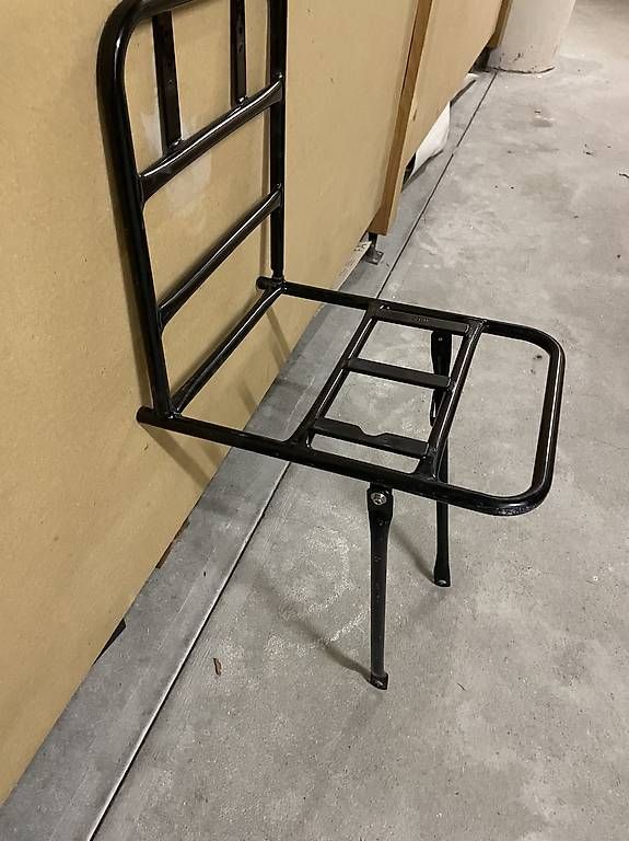 Pezzi di ricambio: Porte bagage avant – Usato da Renens VD venduto da nfavrod