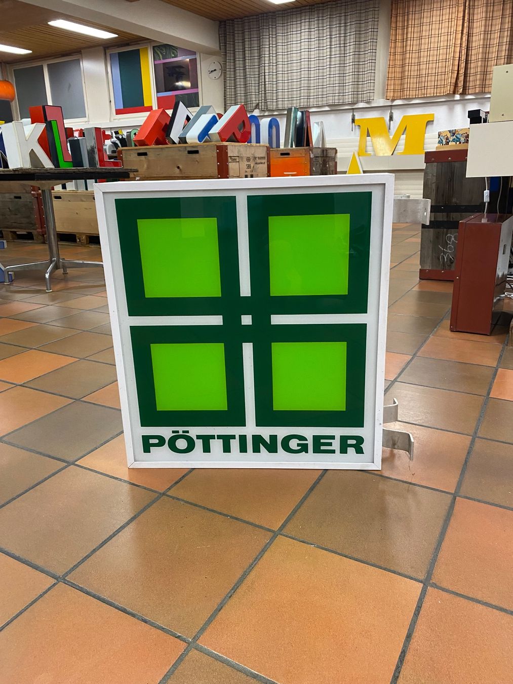 Lampade: Leuchtkasten Pöttinger – Usato da Köniz venduto da mikeg01
