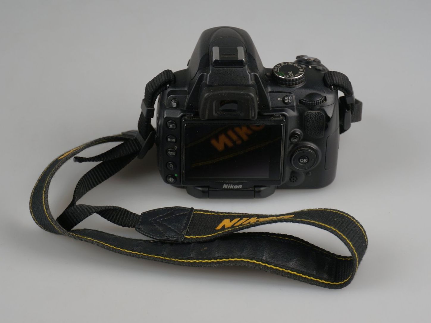 Nikon Fotocamera: Nikon D5000 12.3MP (DSLR-Digitalkamera) – Usato da Rüti ZH venduto da Restwert_Rueti_ZH 4