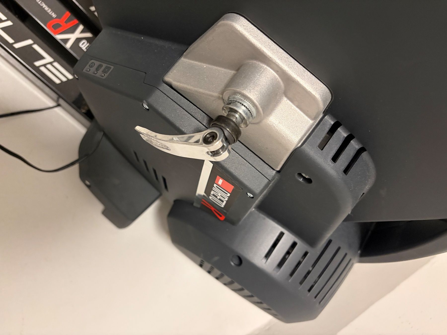 Hometrainer: Rollentrainer Elite Direto XR – Gebraucht aus Wichtrach von Makena28 2