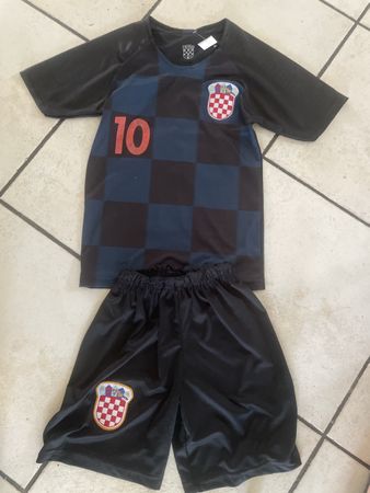 Modric 10 Kroatien Fussball Trikot Set, Grösse 104