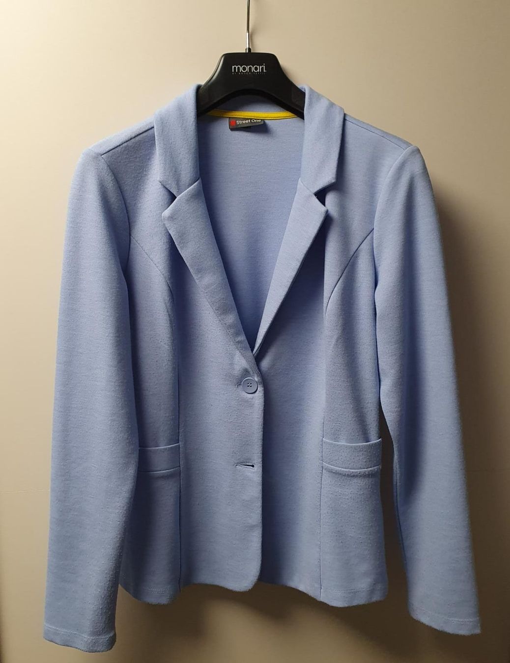 Vestes: STREET ONE Basic Blazer hellblau Gr. 36 – D'occasion à Hinwil par faene