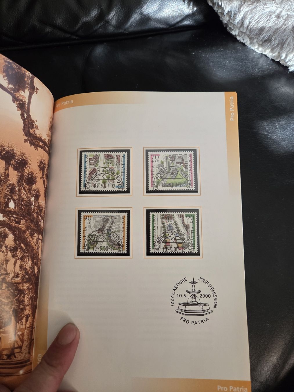 Alle Briefmarken: Schweizer Briefmarken Buch Jahr 2000 – Gebraucht aus Riehen von str_2msn 3