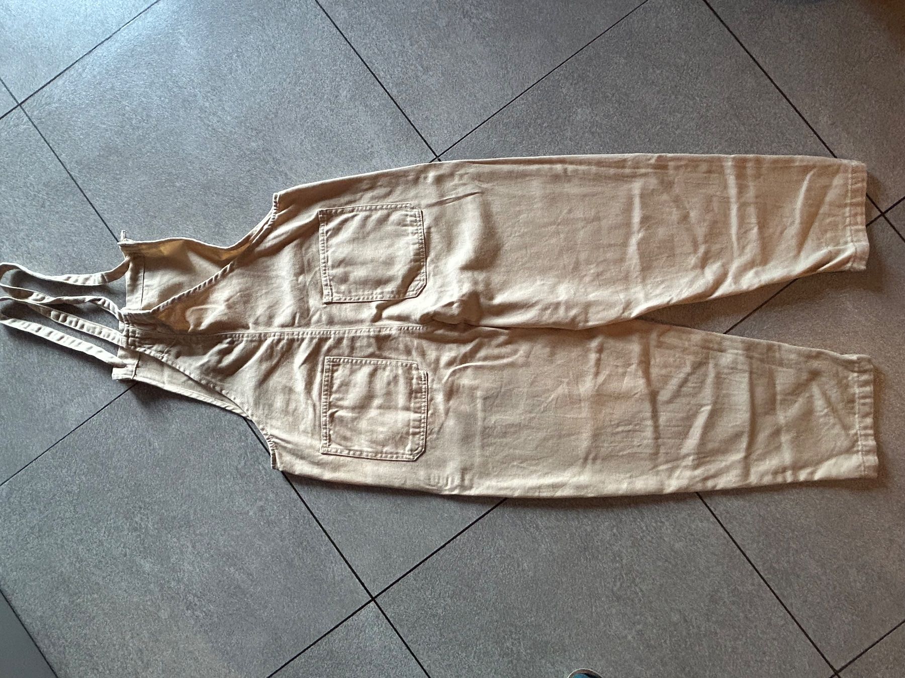 Tute: Latzhose Clockhouse beige Gr.38 – Nuovo (secondo la descrizione) da Arbedo venduto da nadia1973 3