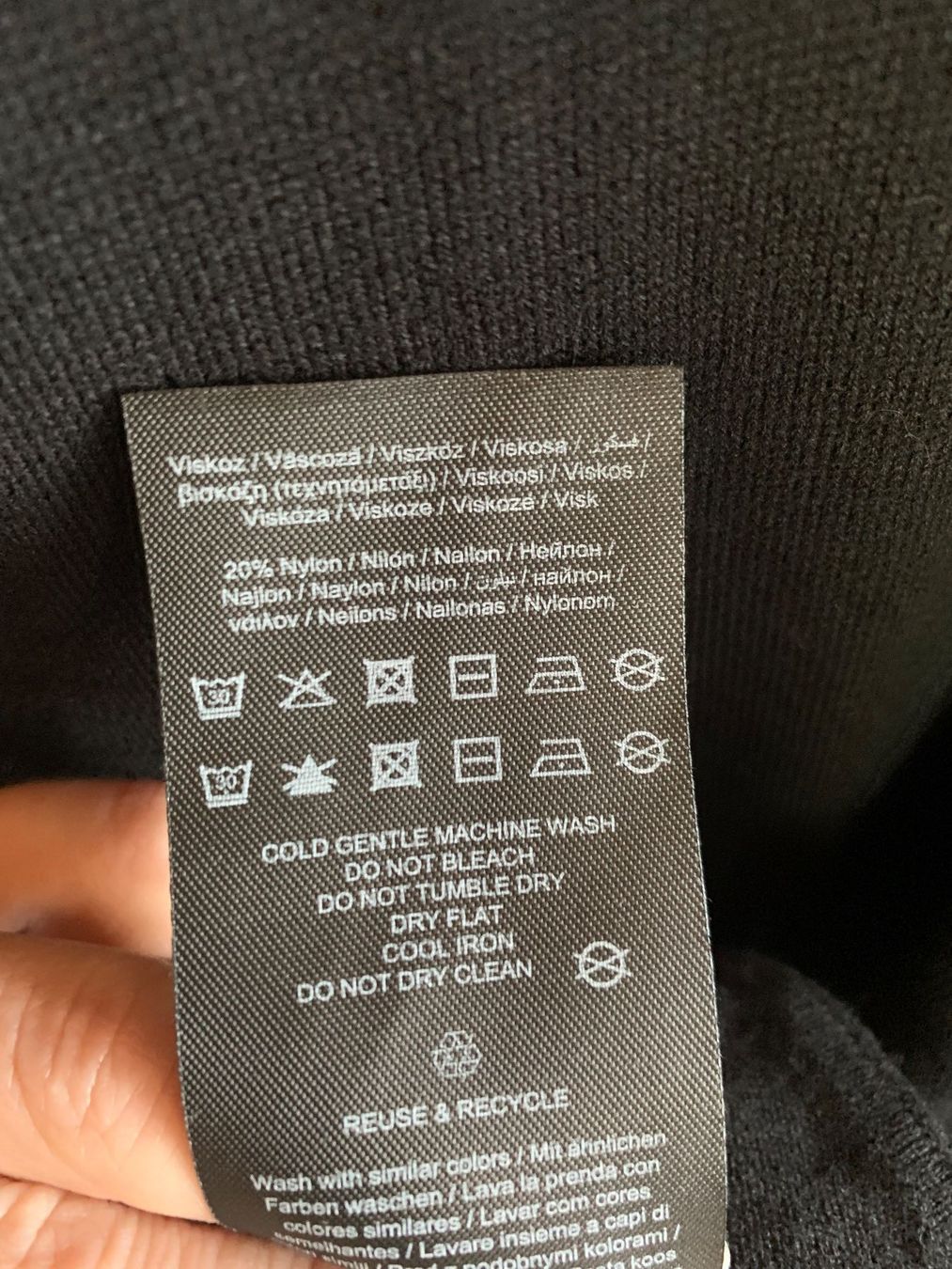 Only Vestiti: ONLY Strickkleid schwarz Gr. M – Usato da Gansingen venduto da per_h7lz 5