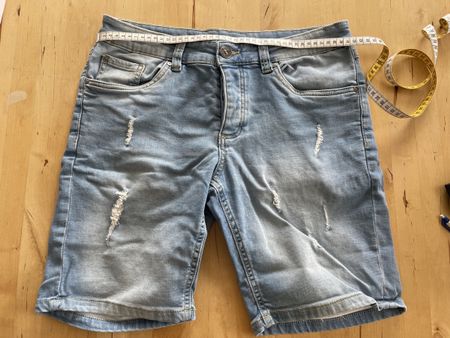 Herren Jeansshorts Gr. 32 Destroyed Look Sommerhit!
