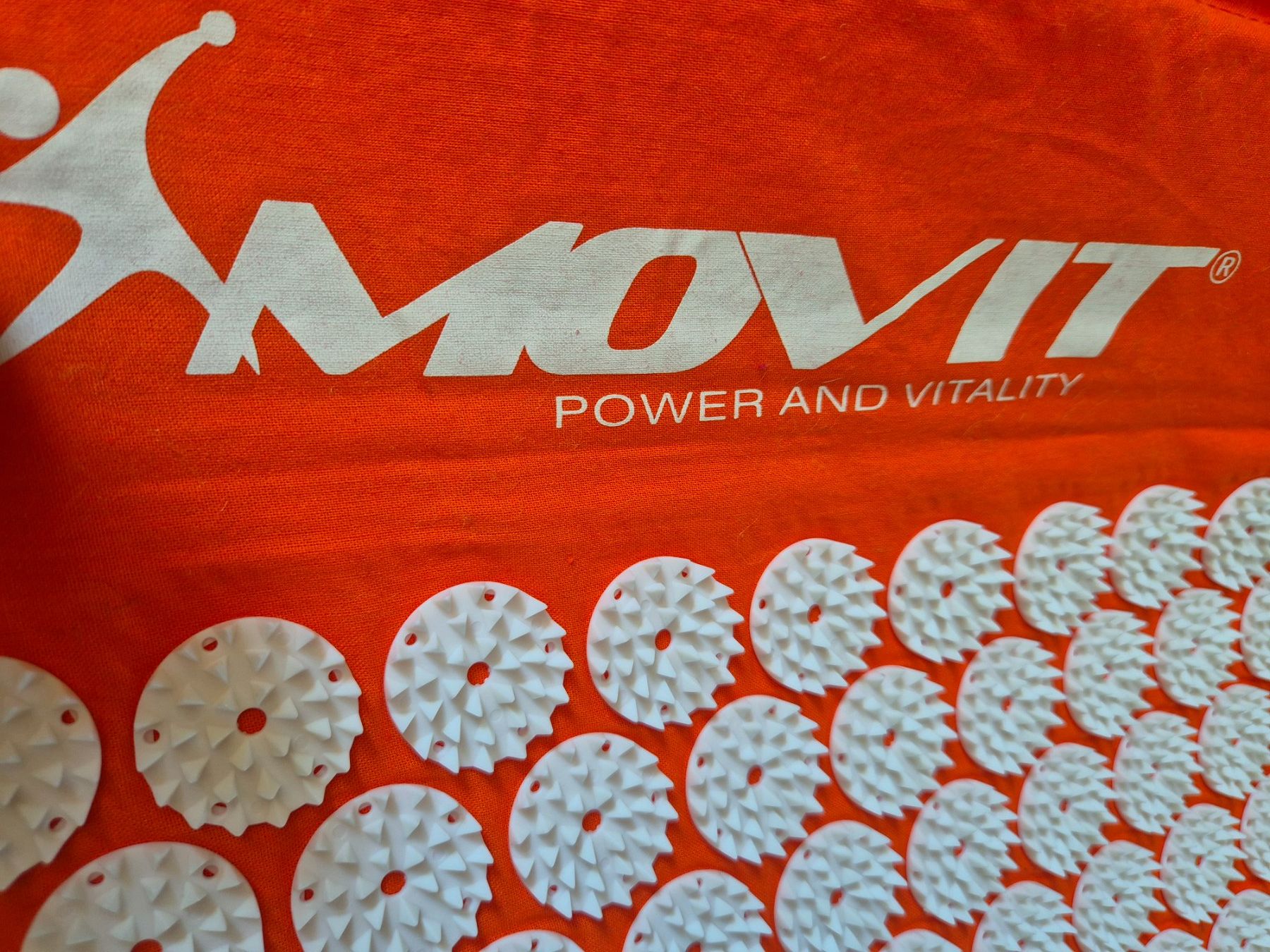 Dispositivi per massaggi: MOVEIT accupressure mat & pillow set in orange – Usato da Zürich venduto da monadiederich 2