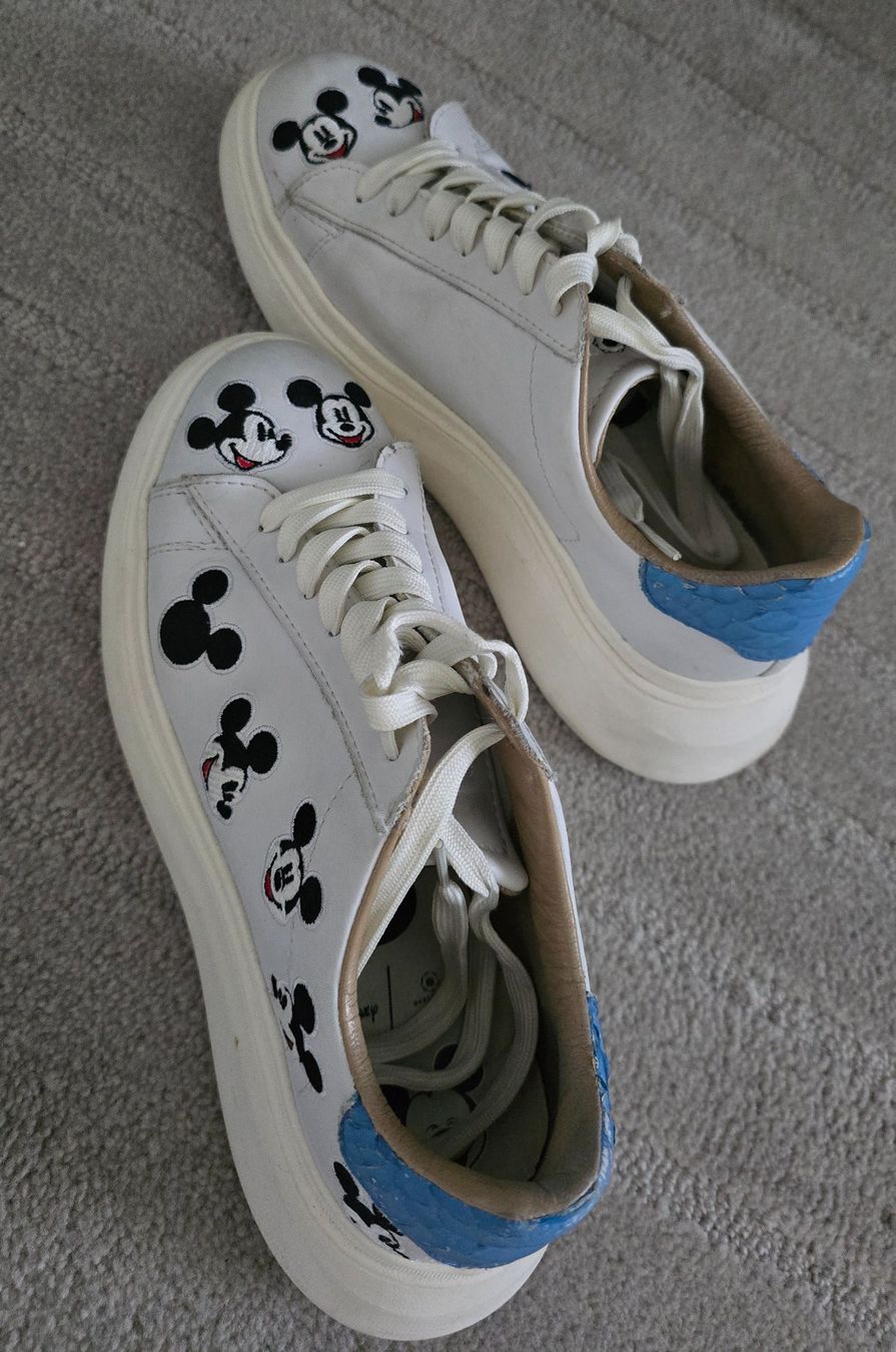 Scarpe da donna: MOA Sneakers mit Mickey Mouse - Grösse 38 – Usato da Meilen venduto da melanieolivia 1