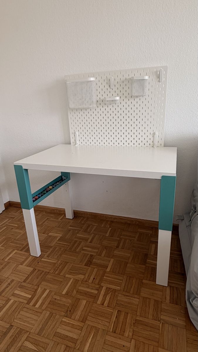 Letti: IKEA COMPLETE BEDROOM & STUDY SET – Excellent condition – Usato da Cortaillod venduto da Pintelho 3