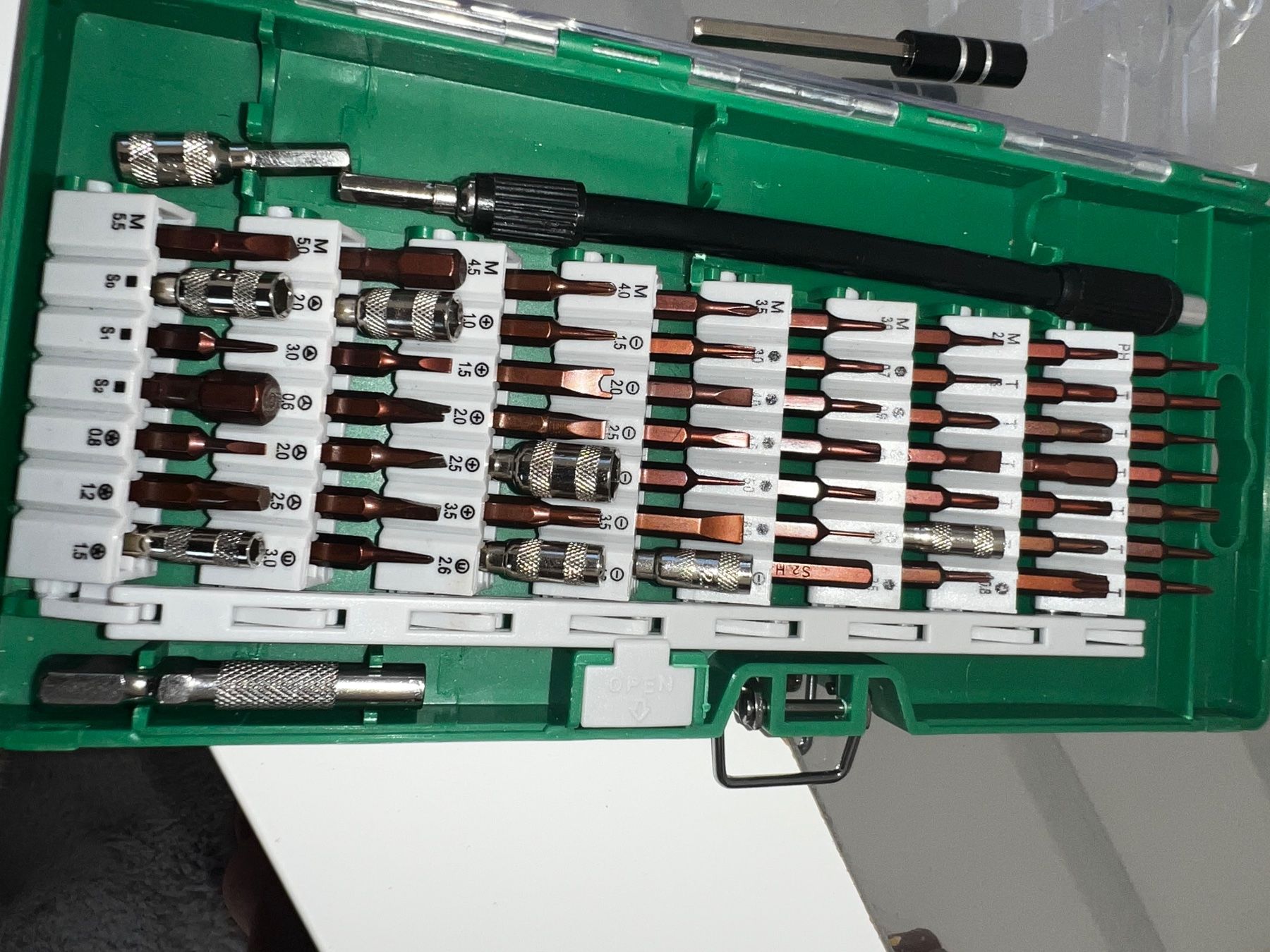 Alle Werkzeuge: Werkzeug mini Computer Elektronik Set Feinwerkzeug Handy – Gebraucht aus St. gallen von Weltaristokrat 4