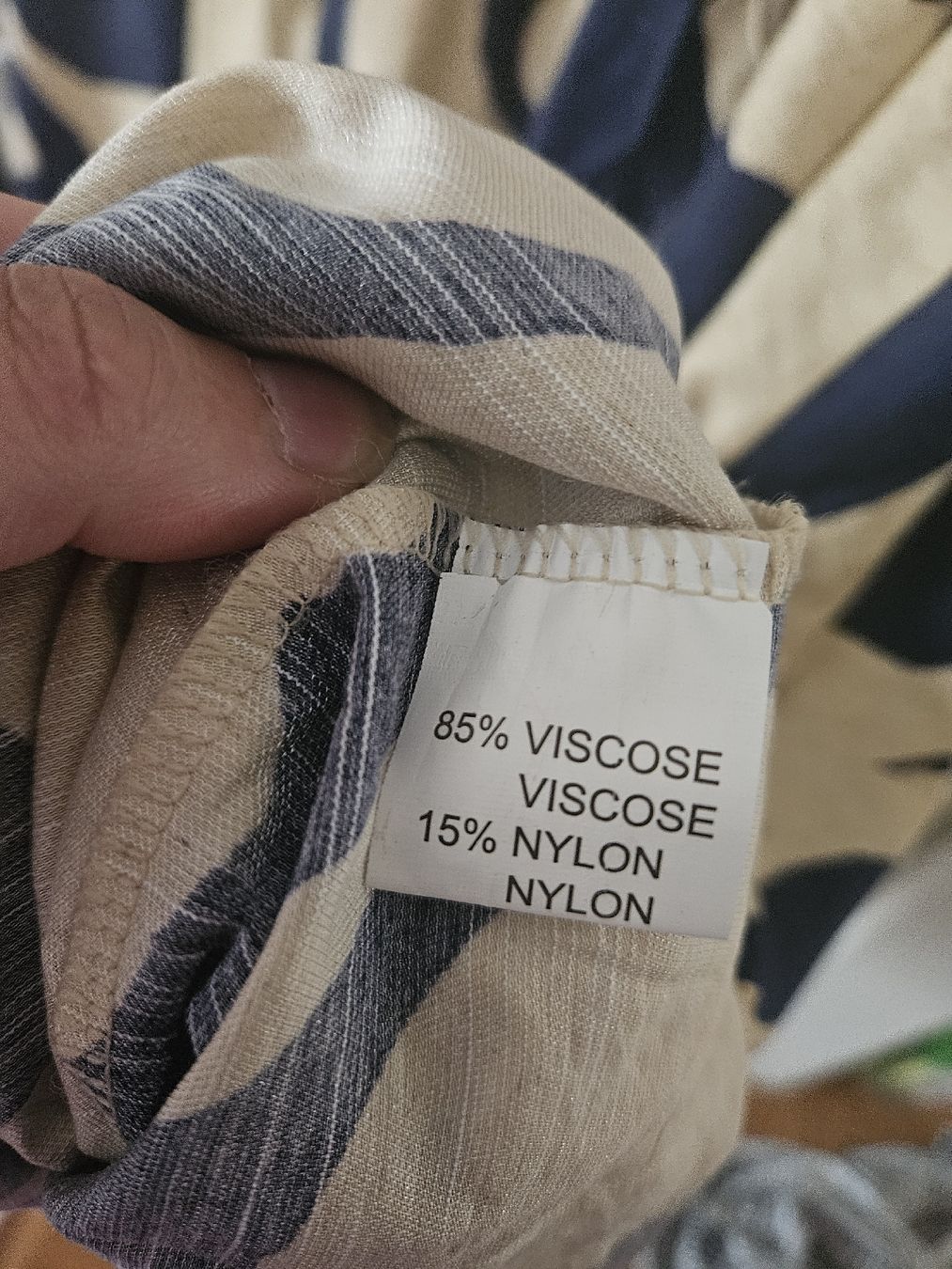 Kleider: robe d'été – Neu und originalverpackt aus Savigny von vei_8t66 4