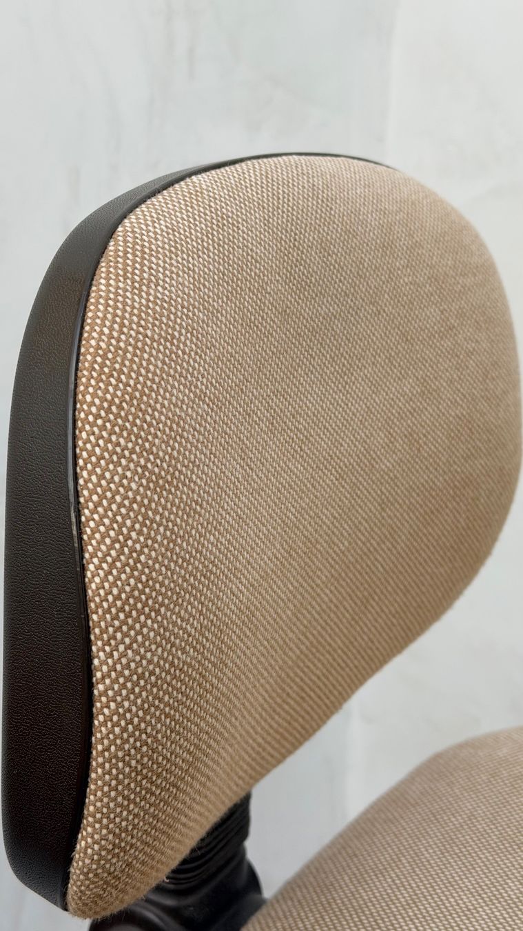 Sedie: Chaise de bureau ergonomique a roulette – Usato da Bulle venduto da ABELiAM 2