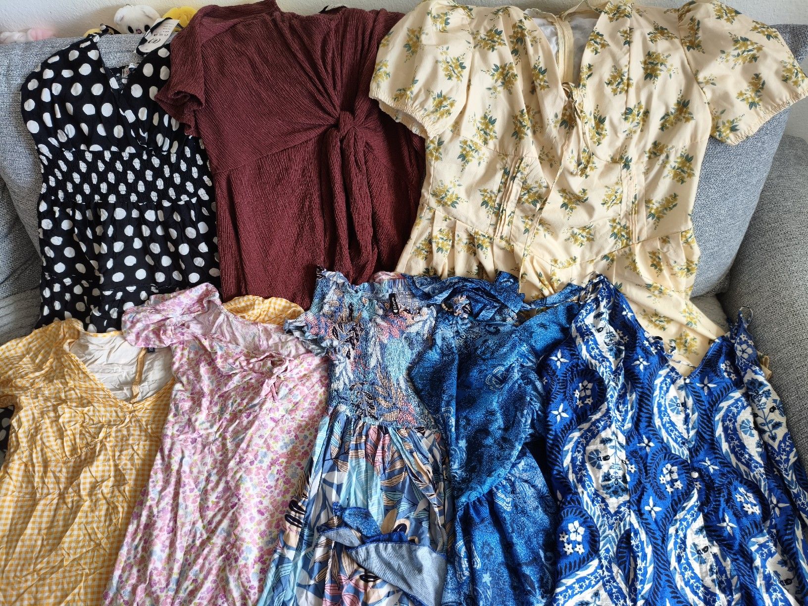 Lotti di vestiti: Lot 8 robes XL – Usato da Lausanne venduto da IseeIceasCream