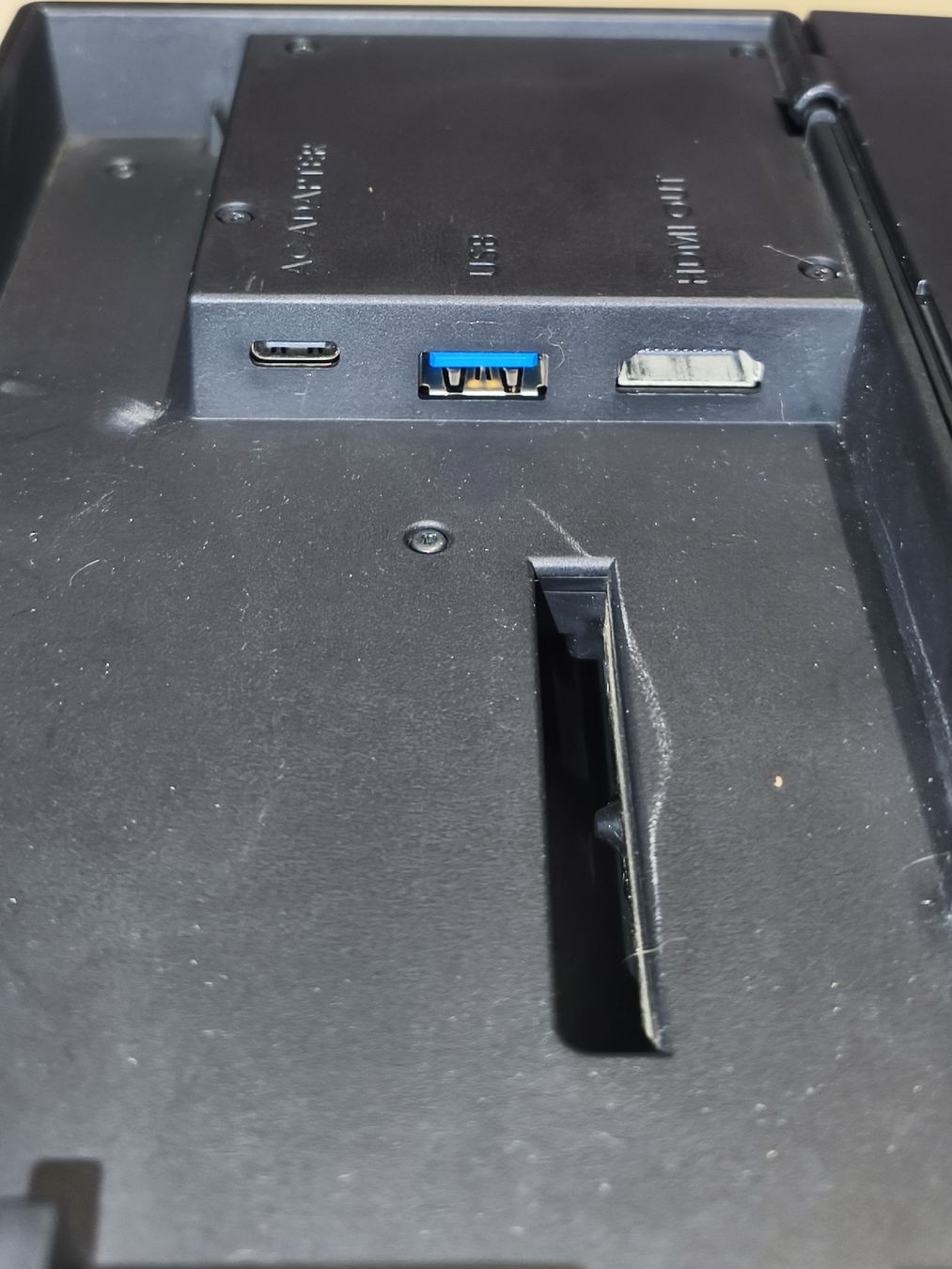 Docking station: Nintendo Switch Docking Station mit Netzteil und Kabeln(def) – Difettoso da Altbüron venduto da Theo_Dotus 1