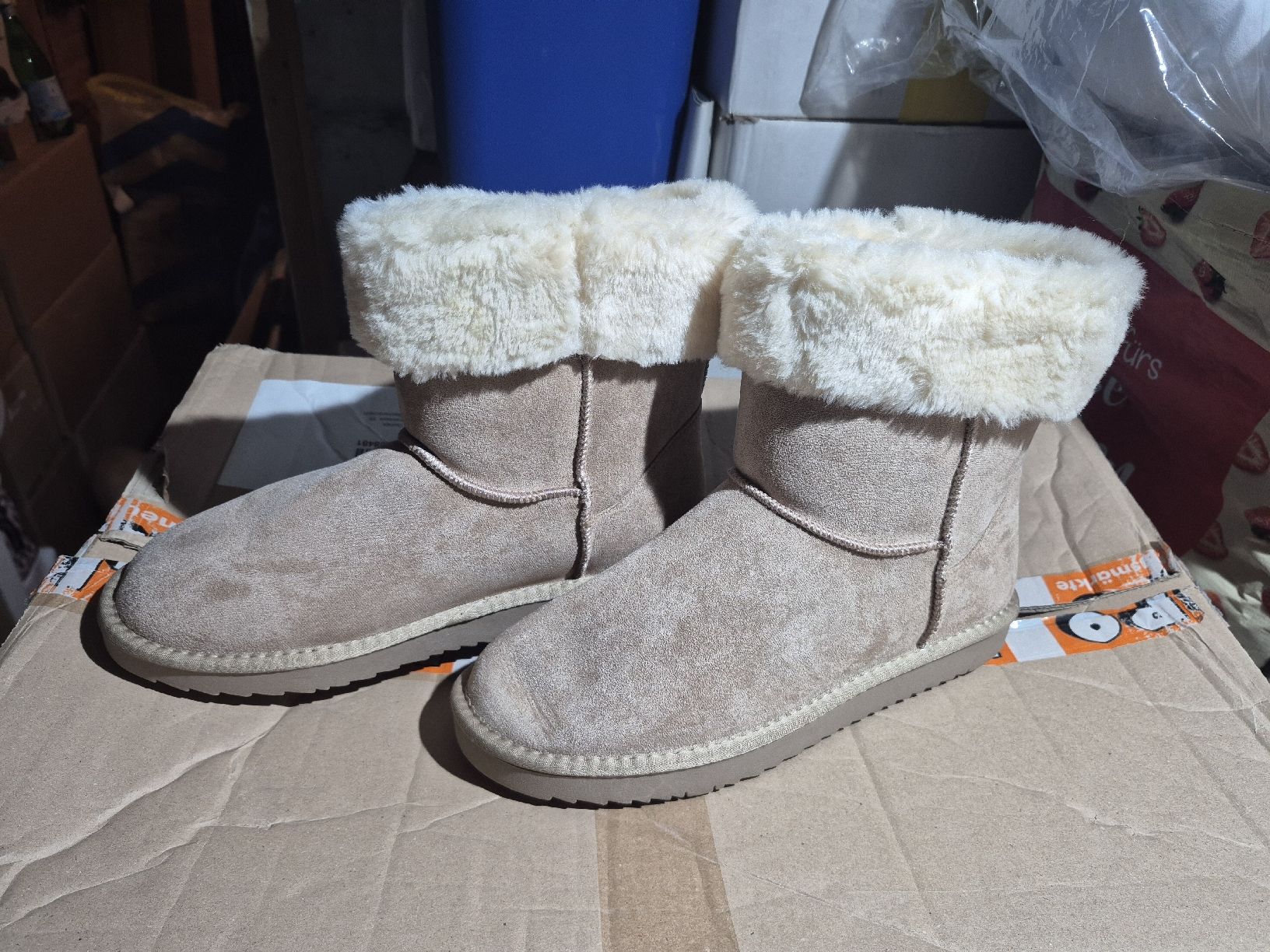 Chaussures femmes: Stiefel – Neuf (Voir description) à Wislikofen par ana_j6bc 3