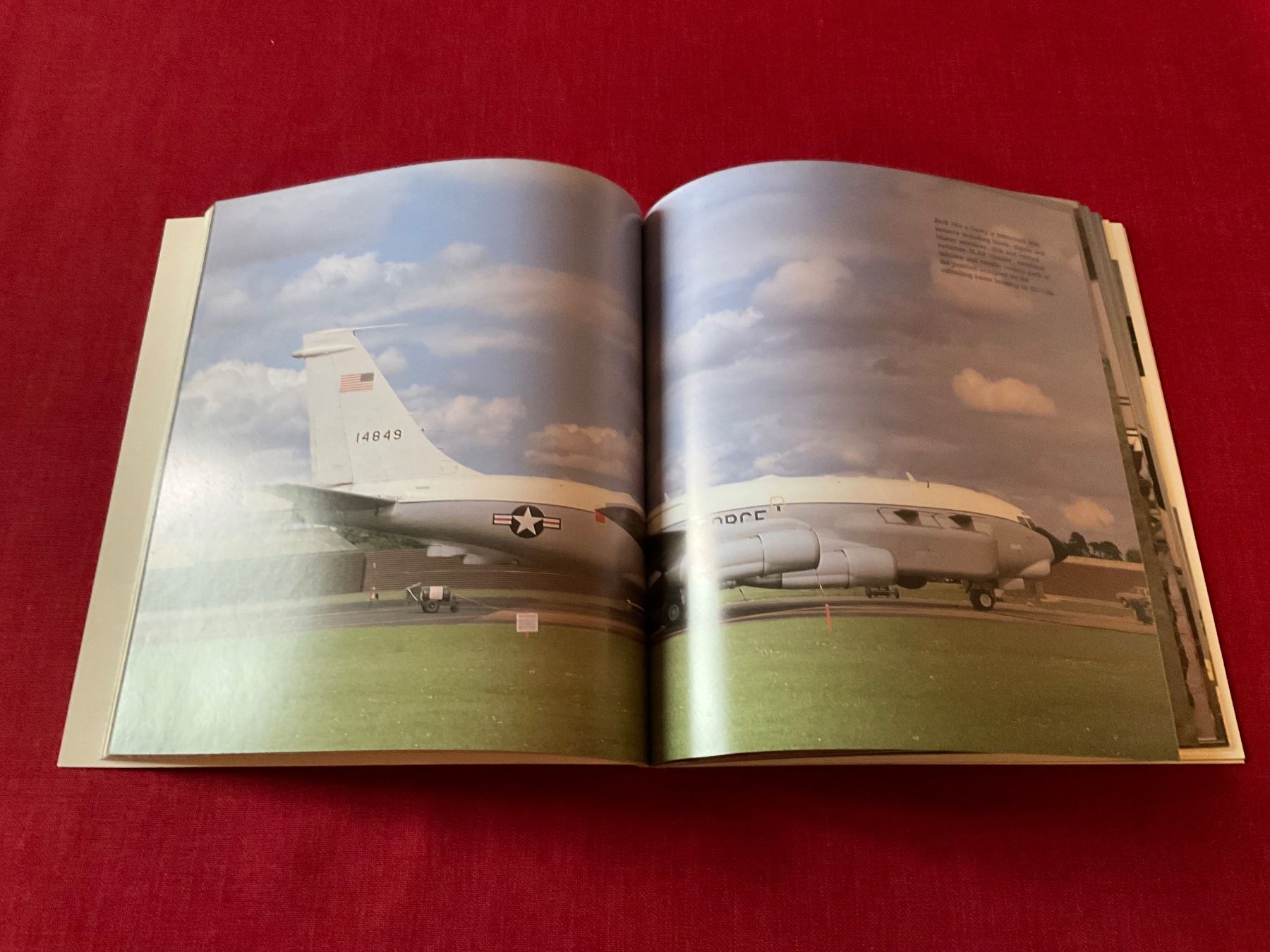 Bücher: MILDENHALL MULTI-MISSION TASK GORCE SUPERBASE 5 – Gebraucht aus Lugano von Persepolis 3