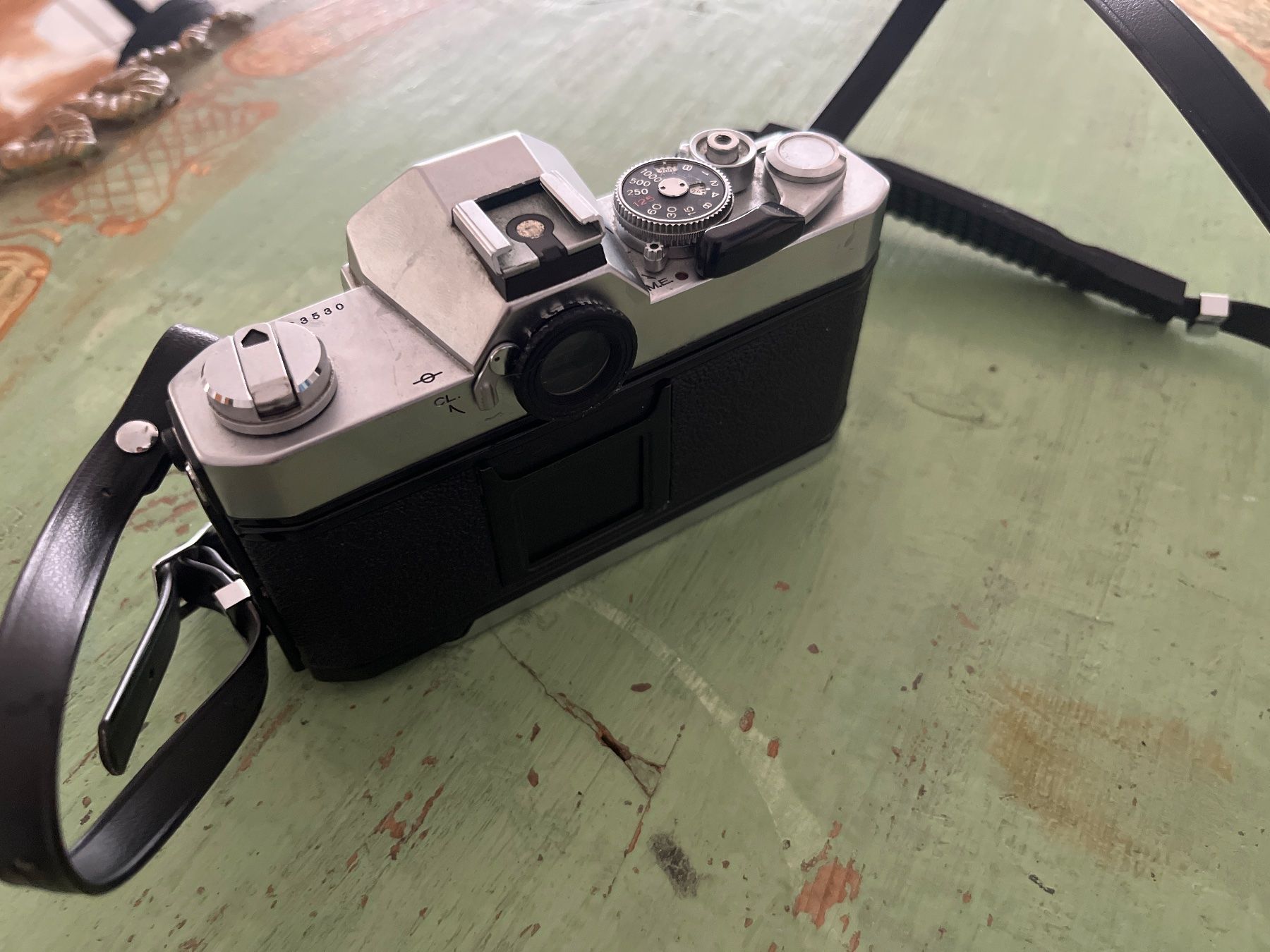 Konica Kamera: Konica Autoreflex T3 Vintage camera – Defekt aus Chiasso von AzenYa 2