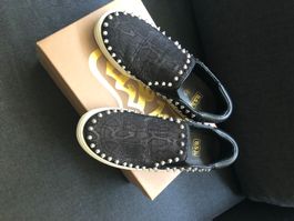 Sneaker mit Nieten Marke Original Ash Italia Neu LP 249.-