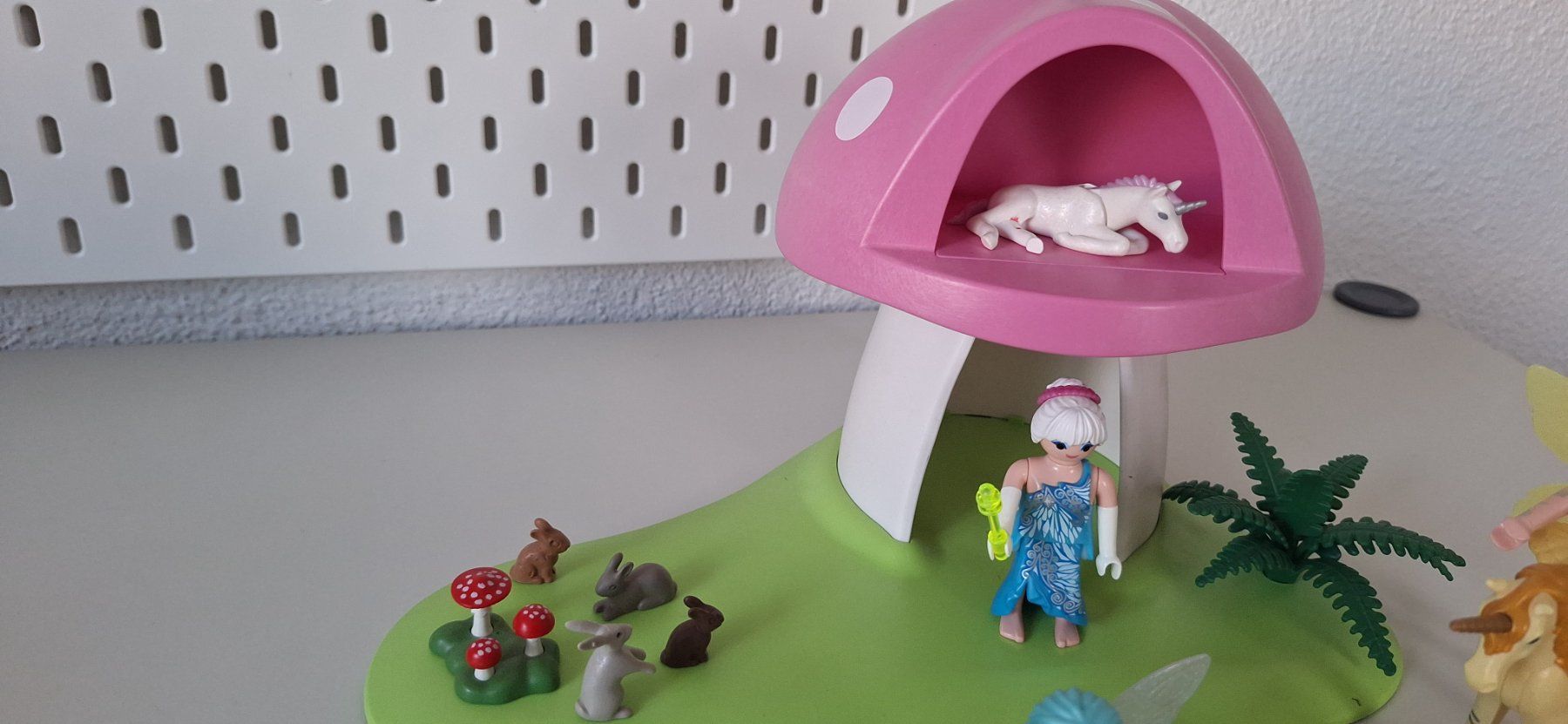 Playmobil Giocattoli: Feenwelt mit Einhörnern, Pegasus & Pilzhaus – Usato da Mellingen venduto da Edson58 1