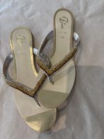 Bata Zehentrenner, Gold, Strass, Gr. 40 - Sommerlich!