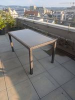 Balkontisch mit Glasplatte, gebraucht
