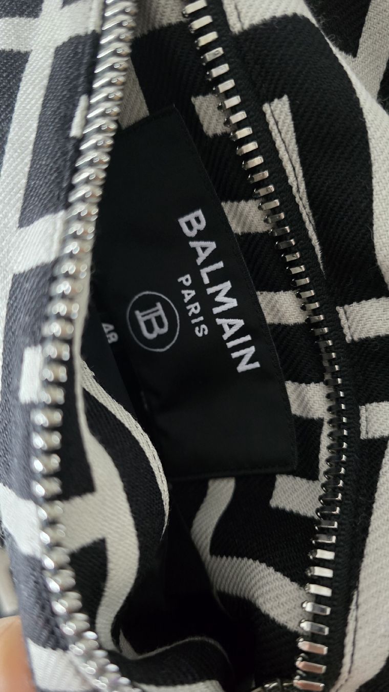 Balmain Jacken: Balmain Jacke beidseitig gr.48 – Neu (gemäss Beschreibung) aus Amriswil von newschweiz 4