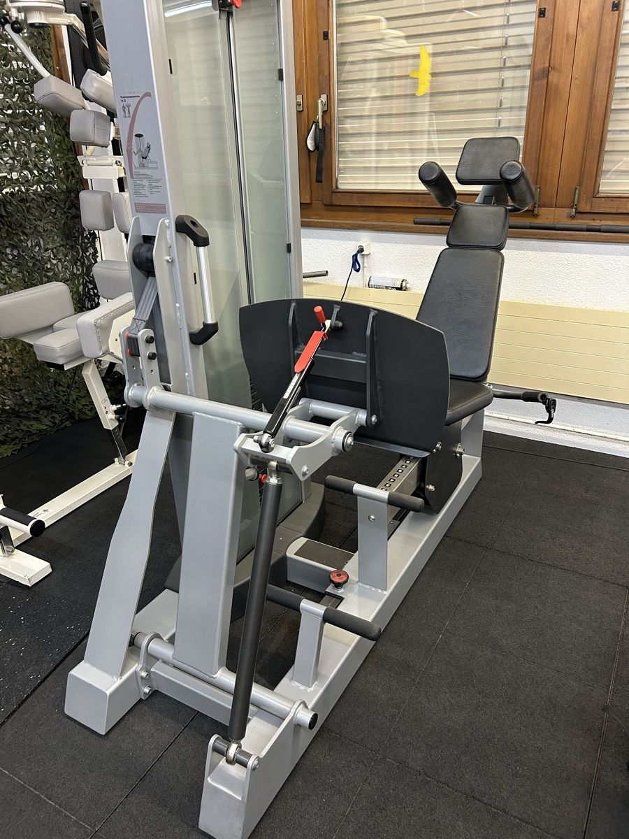 Hometrainer: Schnell Beinpresse – Usato da Küssnacht am Rigi venduto da dis_d2m7