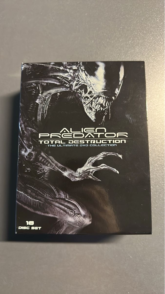 Alle DVDs: Alien vs. Predator - Total Destruction DVD Collection – Neu (gemäss Beschreibung) aus Emmenbrücke von dza_dn5r