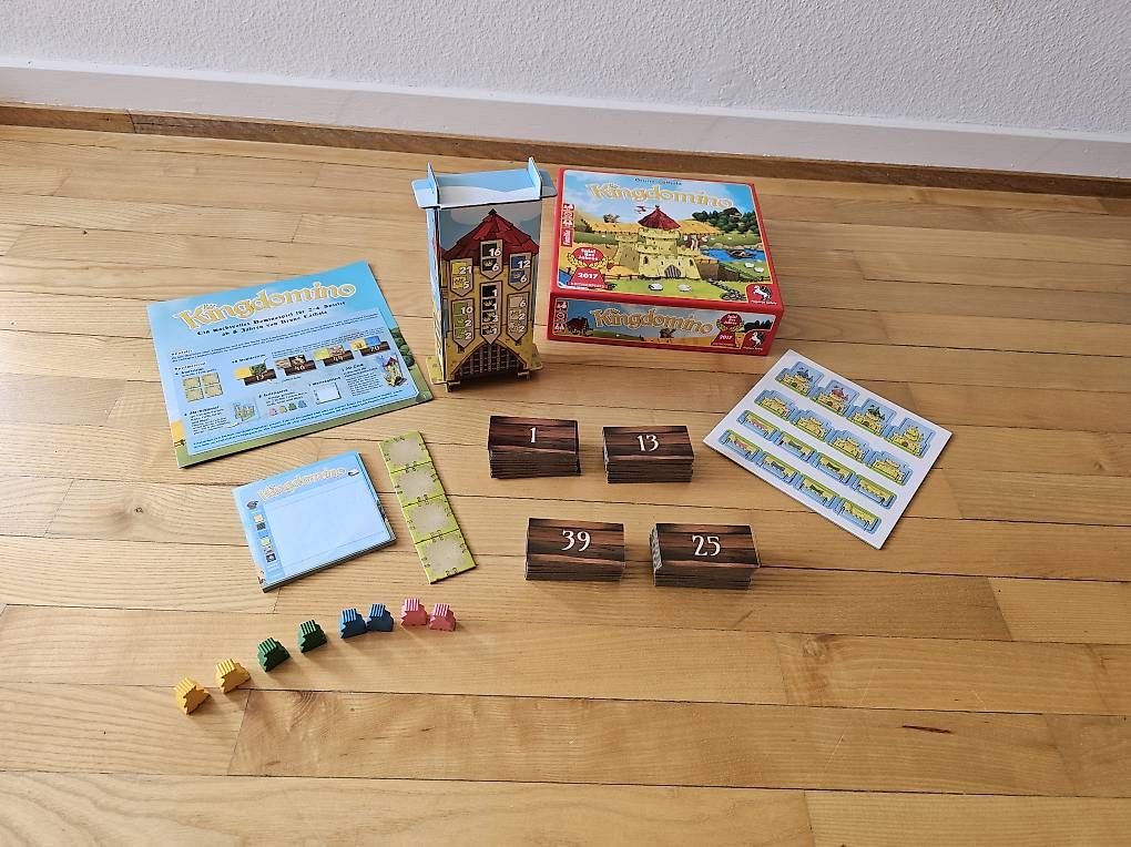 Jeux: Kingdomino Spiel - neuwertig – D'occasion à Basel par Anja_1981 1