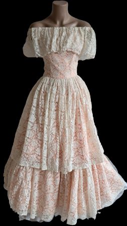 Vintagekleid alt Unikat Spitze apricot 2 tlg. Kostüm 36 / S