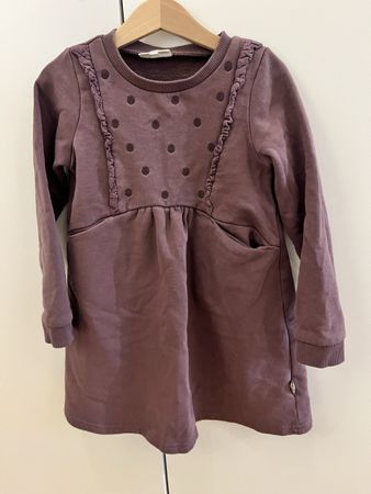 Mädchen Kleid Pomp de Lux lila gepunktet Grösse 116