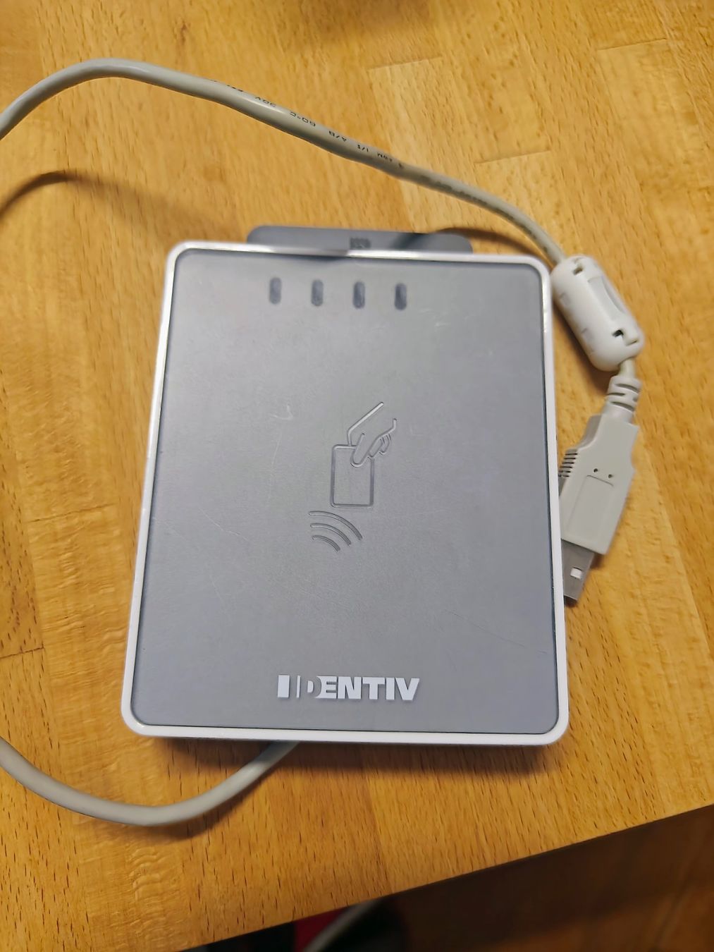 Scanner: RFID reader uTrust 4701 F, Identiv – Usato da Basel venduto da niz_2qm6