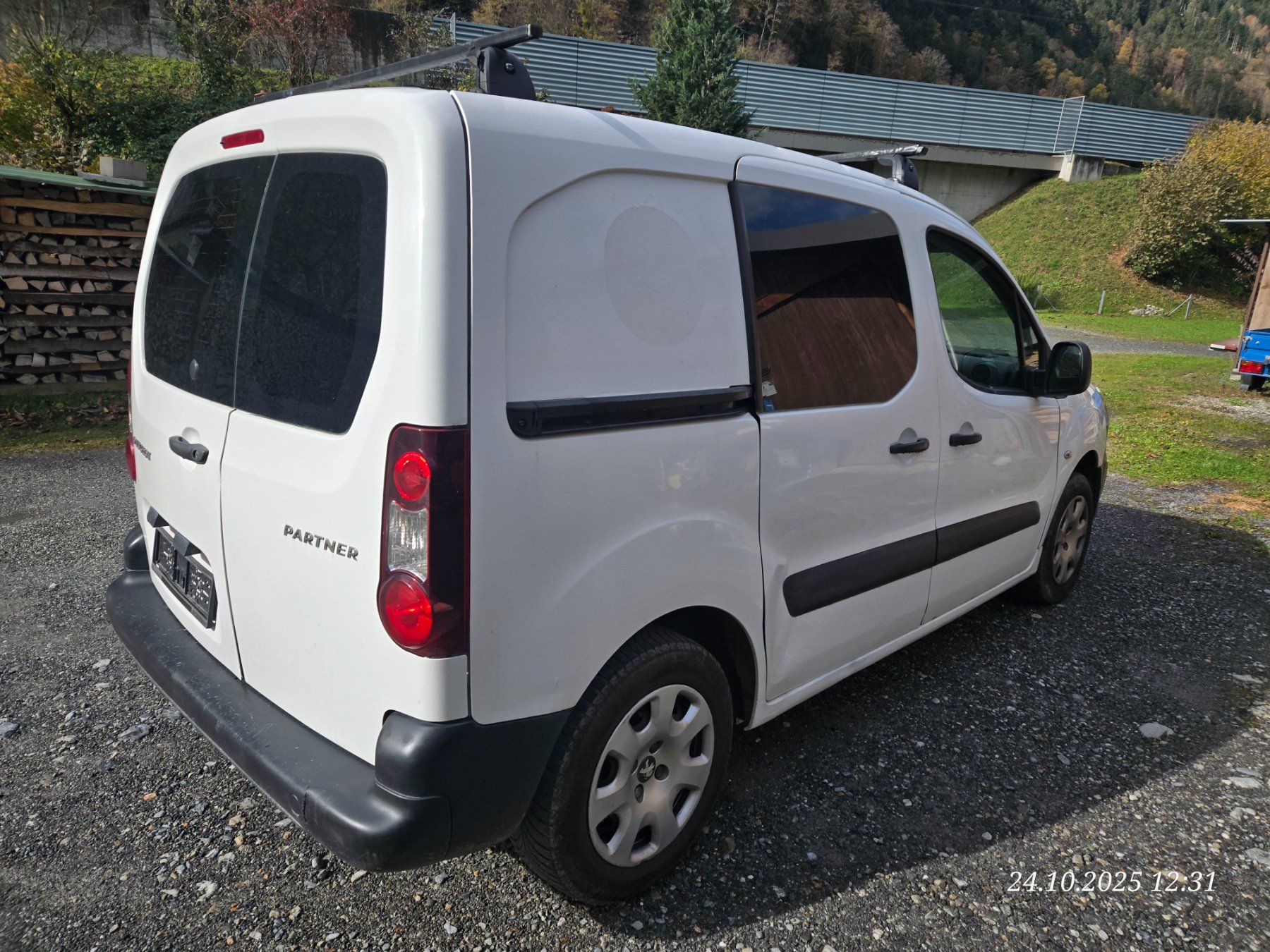 Peugeot Nutzfahrzeuge: Peugeot Partner 1.6 i VTi – Gebraucht aus Erstfeld von Gina033 3