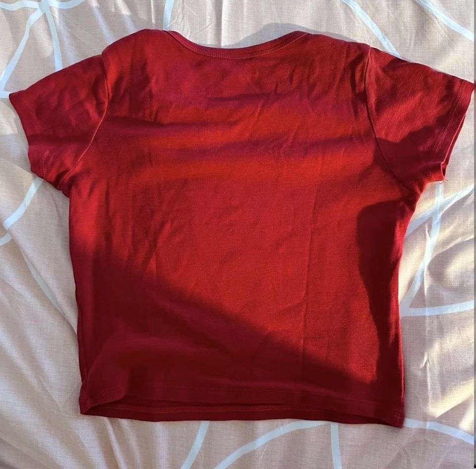 Tally Weijl Top: Rotes Crop Top❤️ – Usato da Winterthur venduto da nik_pr58 1