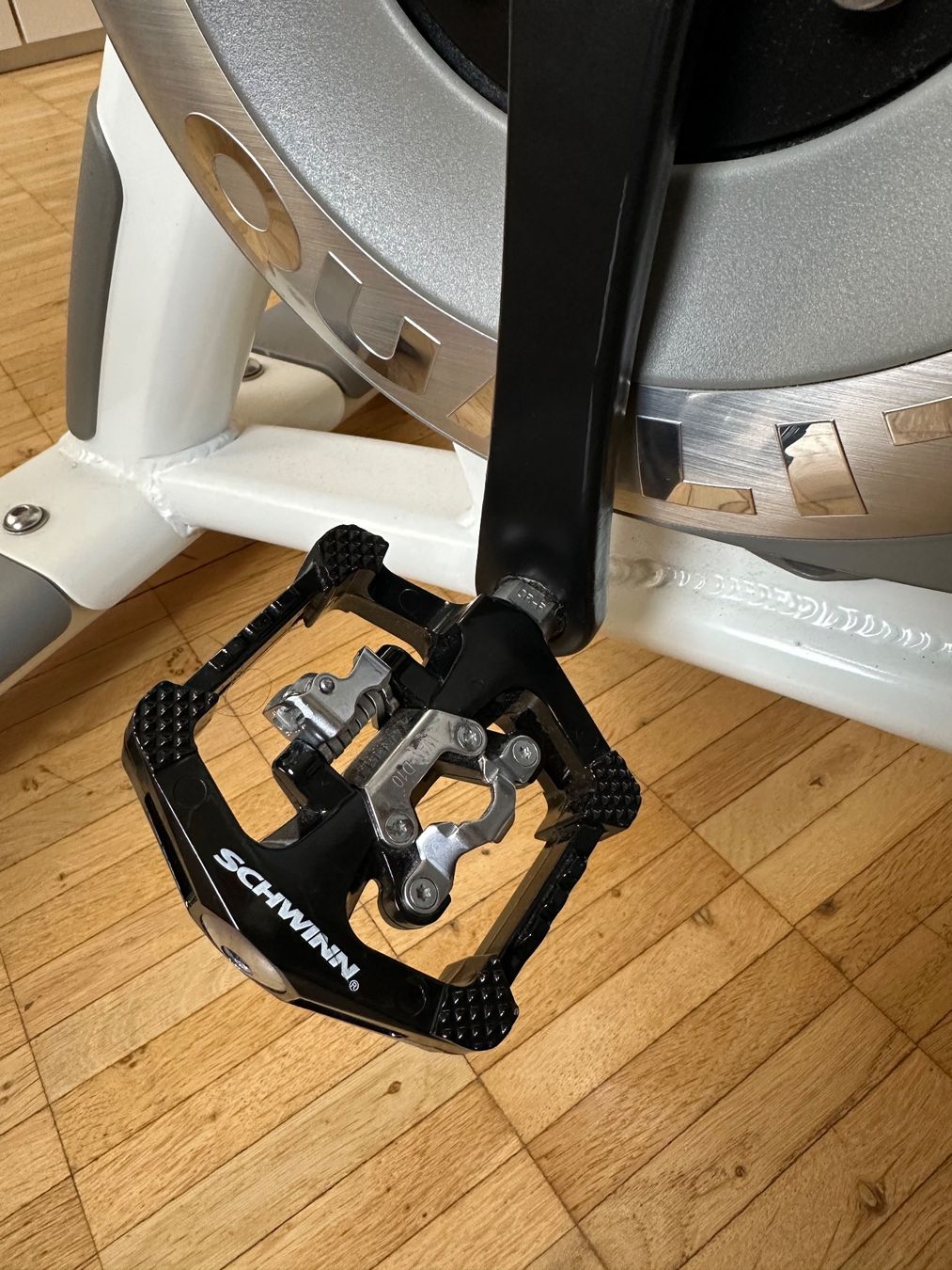 Schwinn Hometrainer: Professionelles Spinning-Bike – Usato da Samedan venduto da ego_nvh7 4