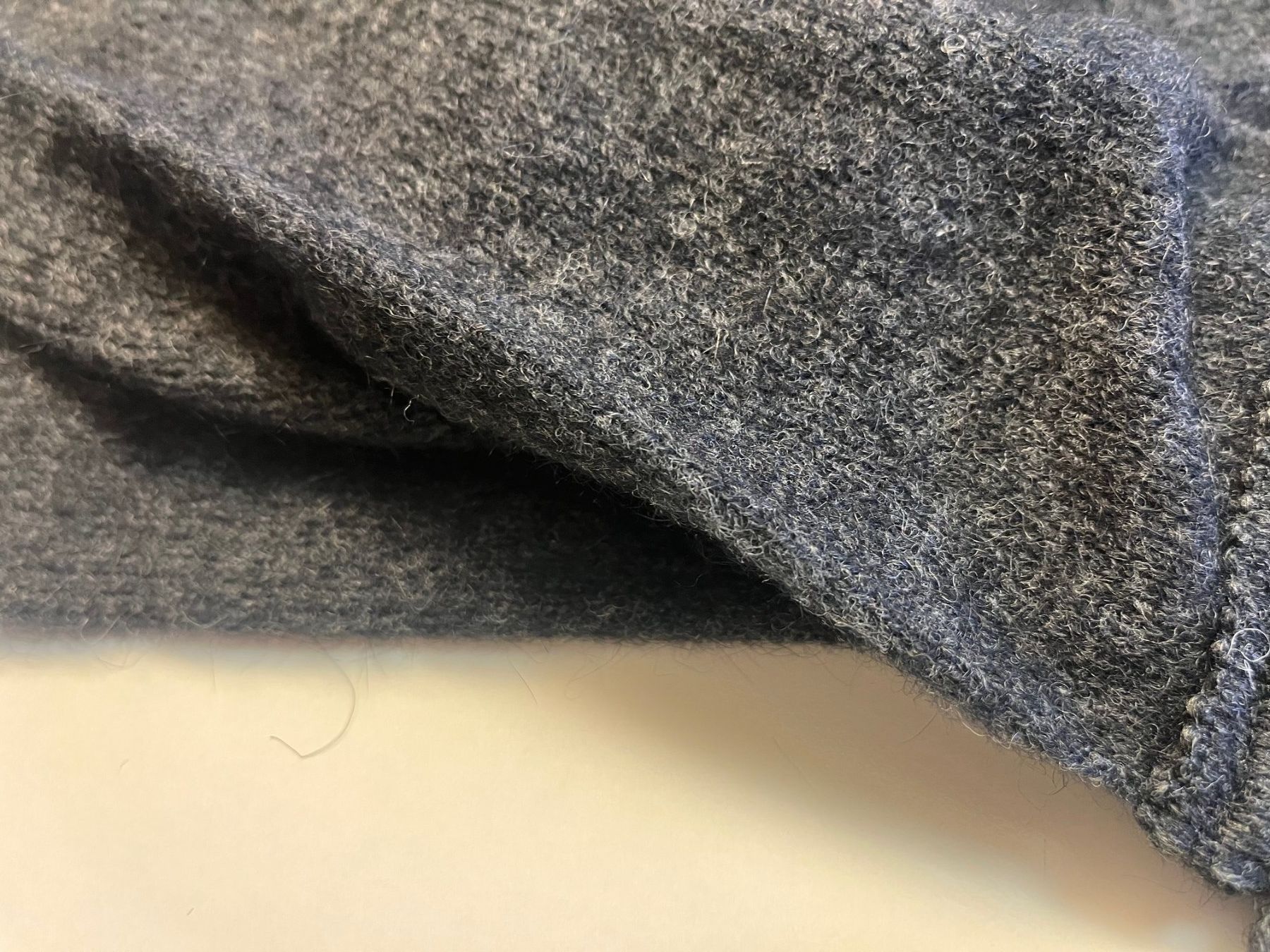 Foulard & Sciarpe: Possum Halstuch anthrazit – Nuovo e nell'imballaggio originale da Zollikofen venduto da marys-choice 1