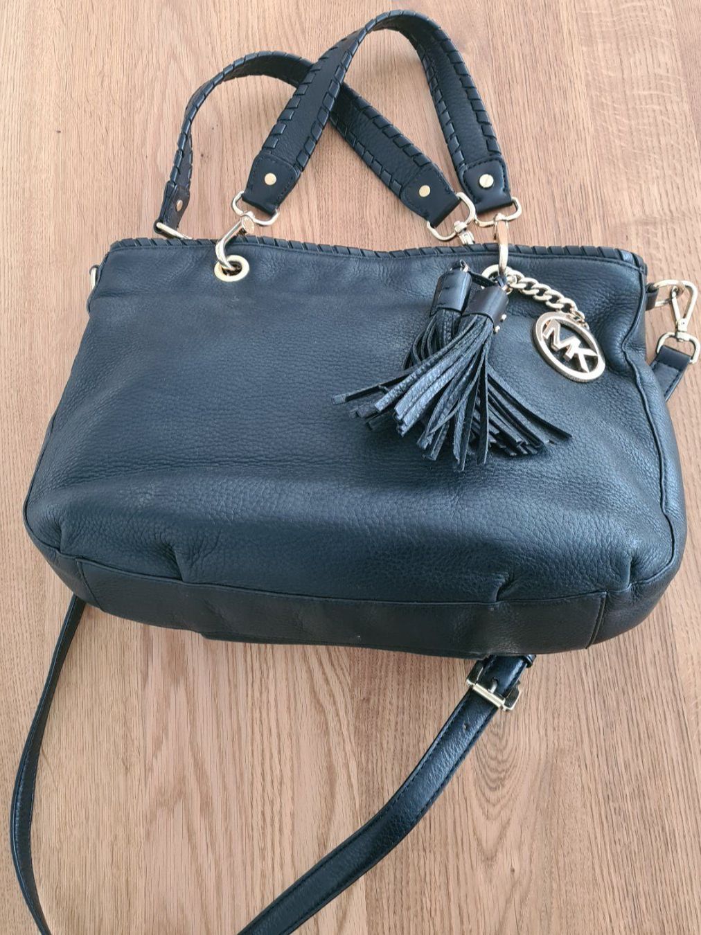 Michael Kors Borse da donna: Michael Kors Handtasche Schwarz Leder – Usato da Jona venduto da hen_7fyc 1