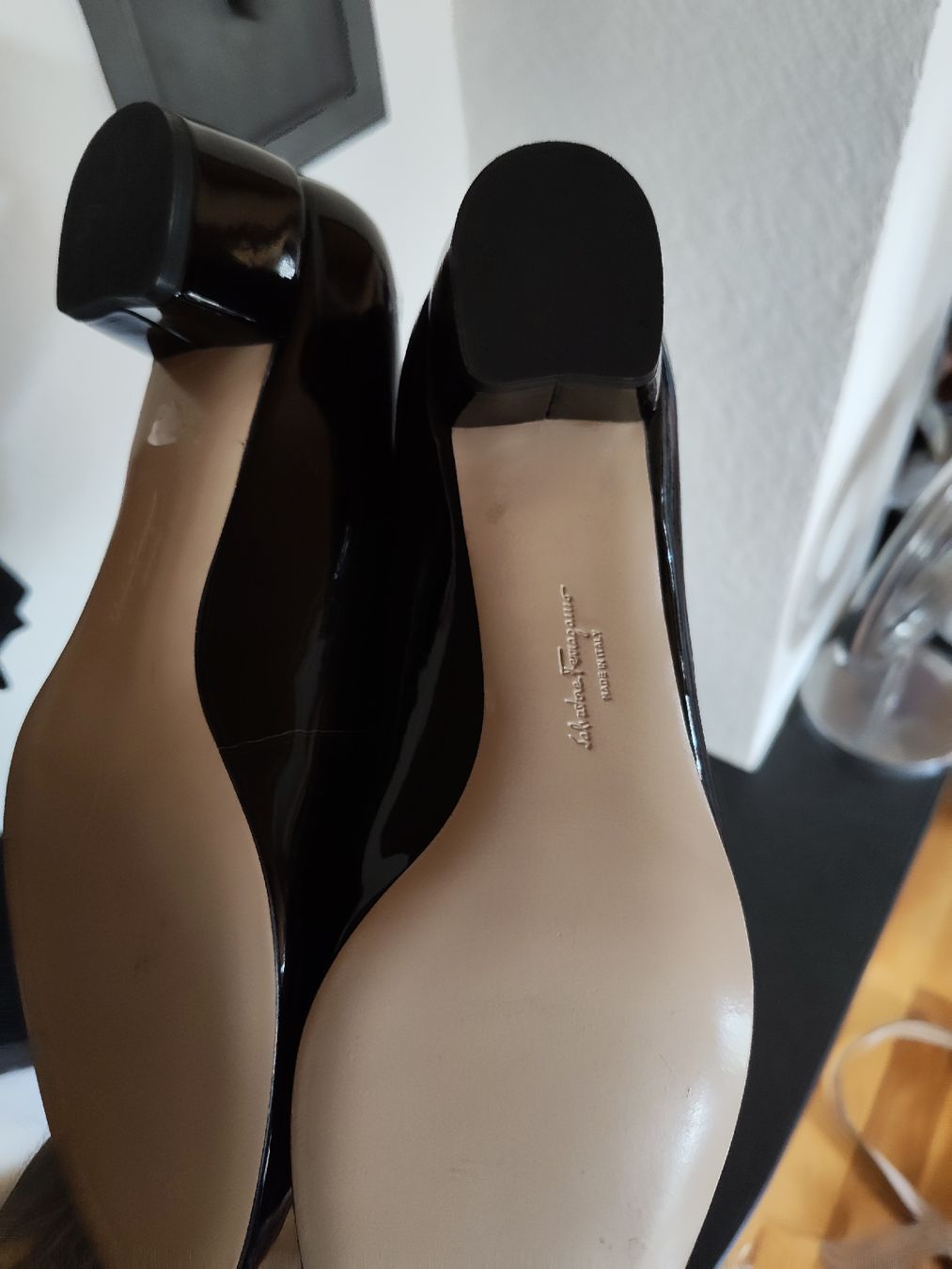 Scarpe da donna: FERRAGAMO – Nuovo (secondo la descrizione) da Niederglatt SG venduto da bella2022 6