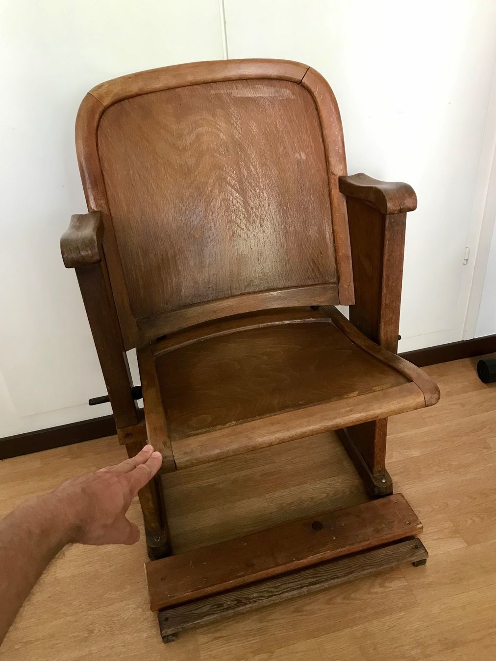 Stühle: Vintage Kino Klappstuhl – Gebraucht aus Basel von nostanz 2