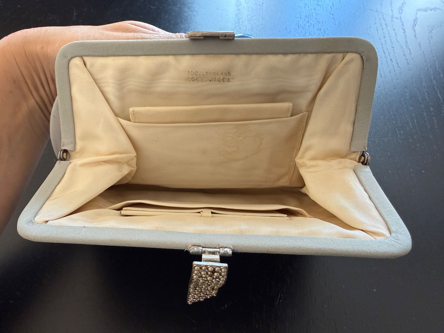 Borse da donna: Vintage Handtasche/Clutch, Stoff, hellgrau – Usato da Erstfeld venduto da Mario_boe0 2