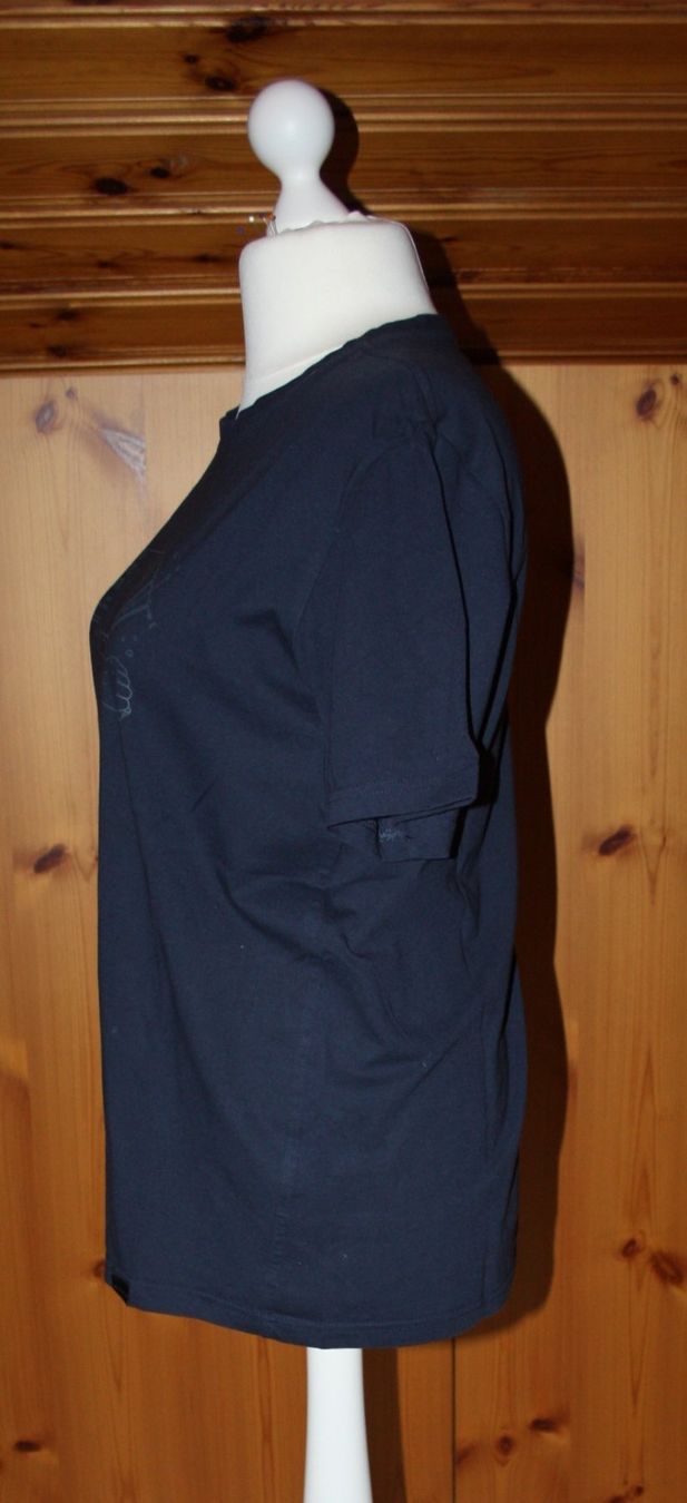 T-shirt: T-Shirt Kurzarm DECTRON Gr. XL (2) – Usato da Flüelen venduto da Diversicum-Textil 1