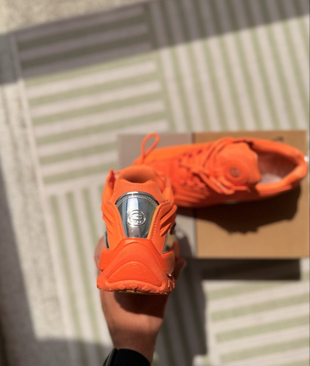 Scarpe da uomo: Nocta Hot Step ll Orange – Usato da Lausanne venduto da mil_2s88 1