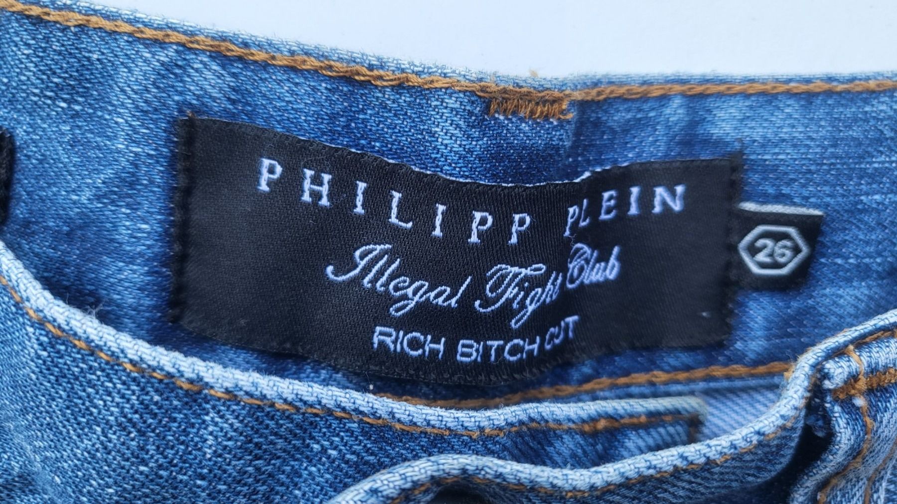 Philipp Plein Jeans: Philipp Plein Jeans-Shorts 26 – Usato da Bubikon venduto da NaralieG 2