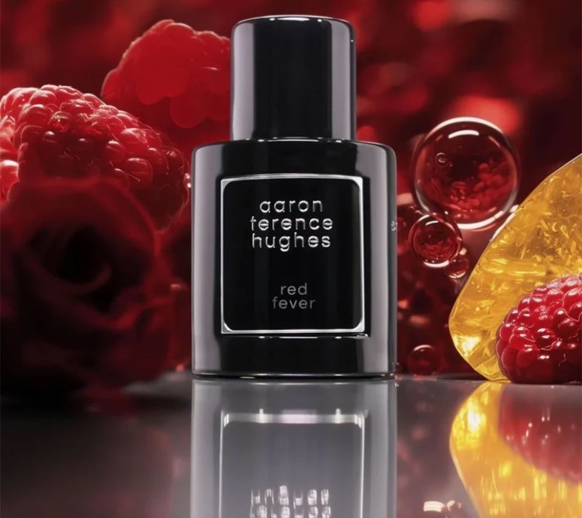 Profumi & Eau de Toilette: Aaron Terence Hughes Red Fever 2ml – Nuovo (secondo la descrizione) da Bossonnens venduto da Ylangsoleil