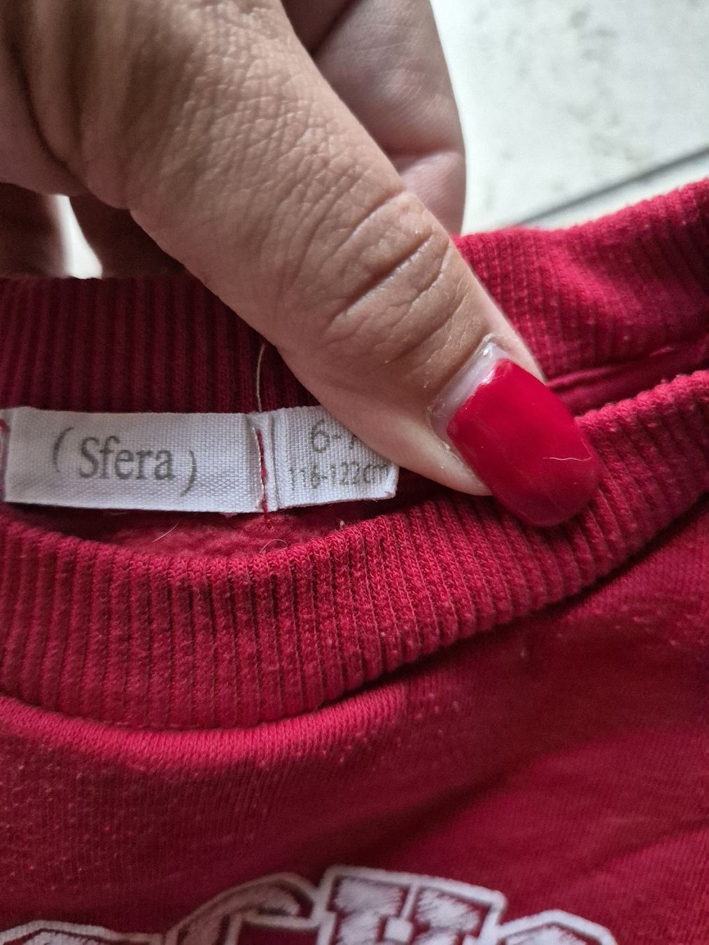 Maglioni & Felpe: Pullover Sfera rot Grösse 116-122 cm – Usato da Biberist venduto da pingu_90 1