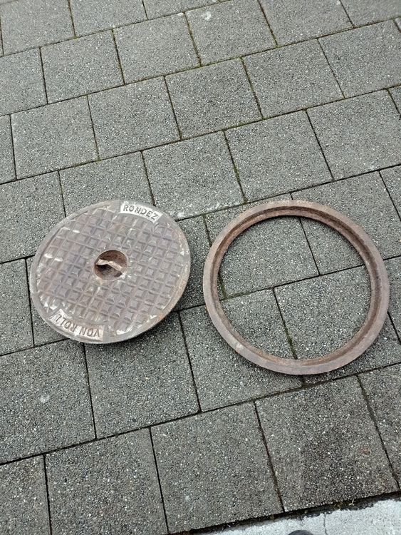 Schachtdeckel Von Roll Rondez 40cm (Gebraucht) in Flamatt für CHF 25 ...