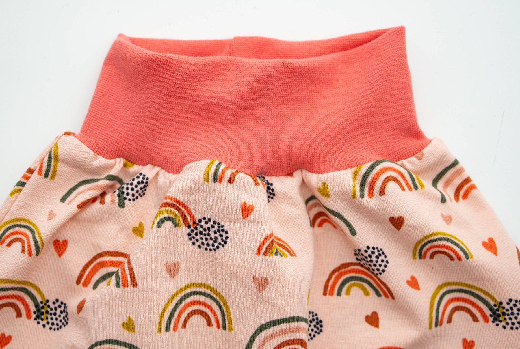 Pantaloni: Pumphose mit Regenbogen Gr.50/56 - NEU – Nuovo e nell'imballaggio originale da Zürich venduto da sambaum 3