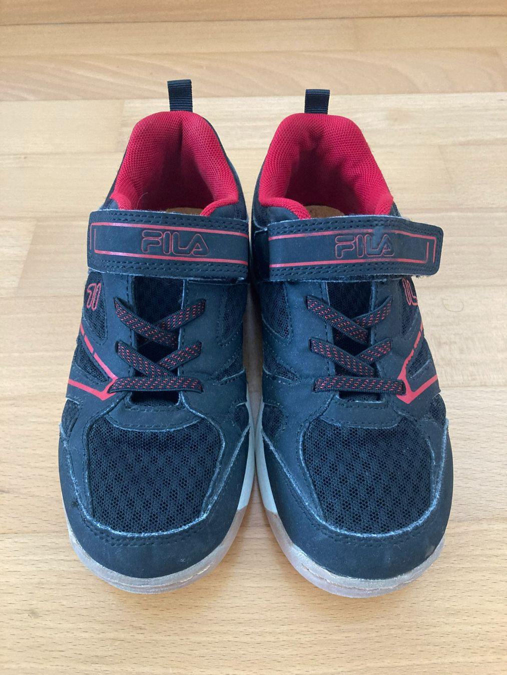 Fila Scarpe per ragazzi: Hallenschuhe Fila -Grösse 33- – Usato da Muttenz venduto da Juvenile33 2