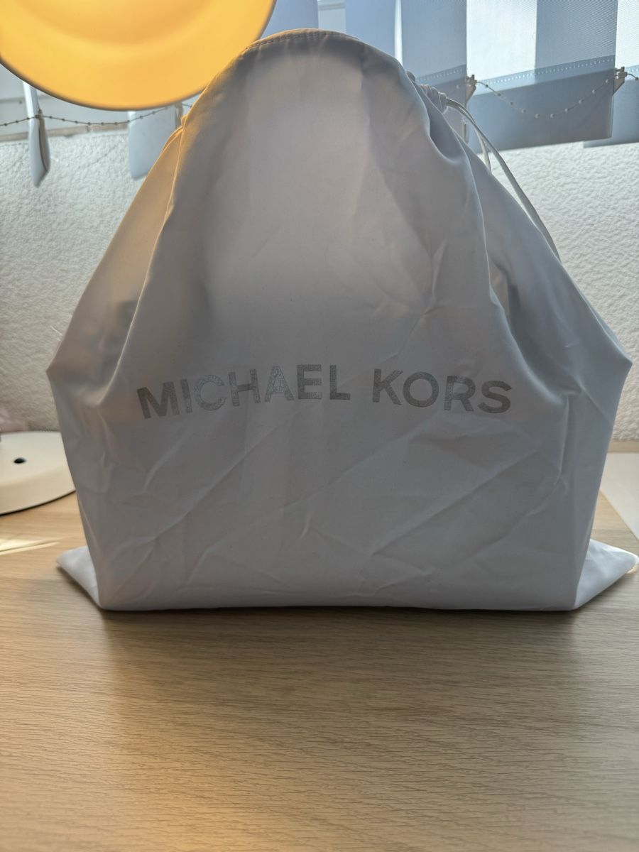 Michael Kors Borse da donna: Michael Kors Handtasche Carmen – Usato da Gipf-Oberfrick venduto da juliaeilish 3